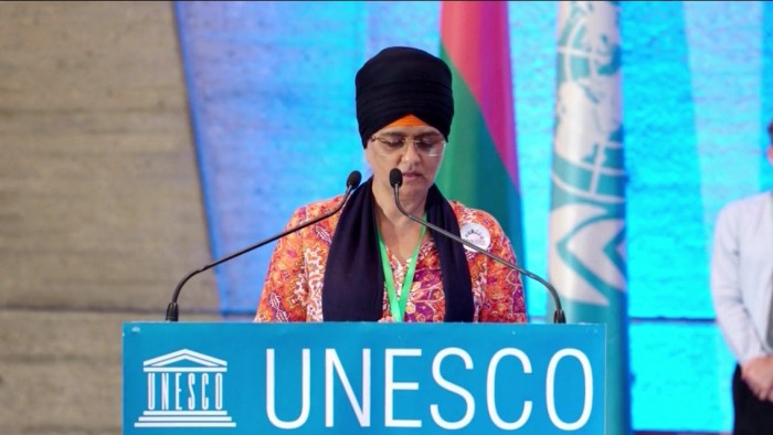 UNESCO 1 (59K)