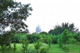 baag Garden's view with gurdwara sahib.jpg