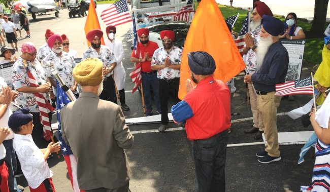 2022_Memorial Day Parade_Naperville IL_Sikhs_Ardaas before the parade.jpg
