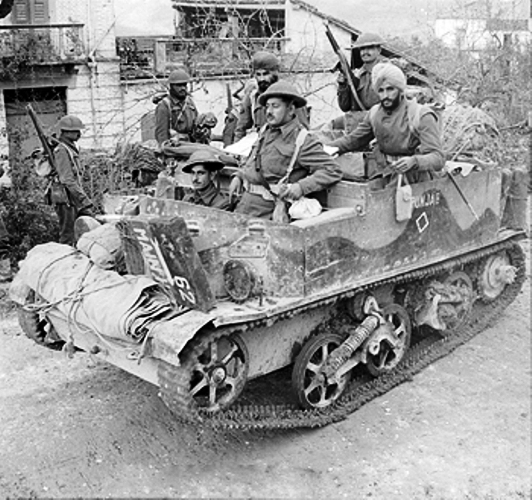 Members of Punjab Regiment on a bren gun carrierin Florence italy (212K)